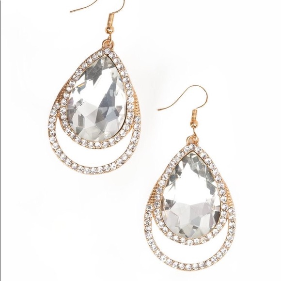 ✨3 for$10✨ Gold earrings